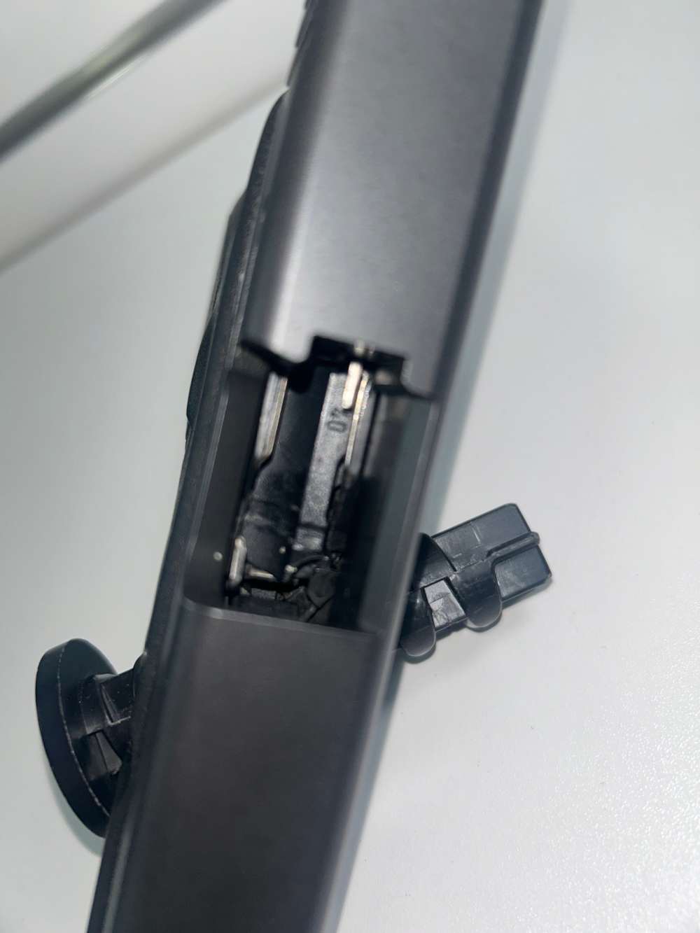 GLOCK 23 GEN 3 .40 S&W PISTOL-img-5