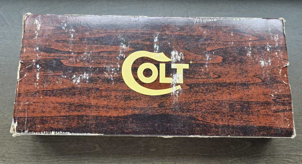Colt Python .357 Mag Blued 4 in NEW OLD STOCK RARE WOW-img-8