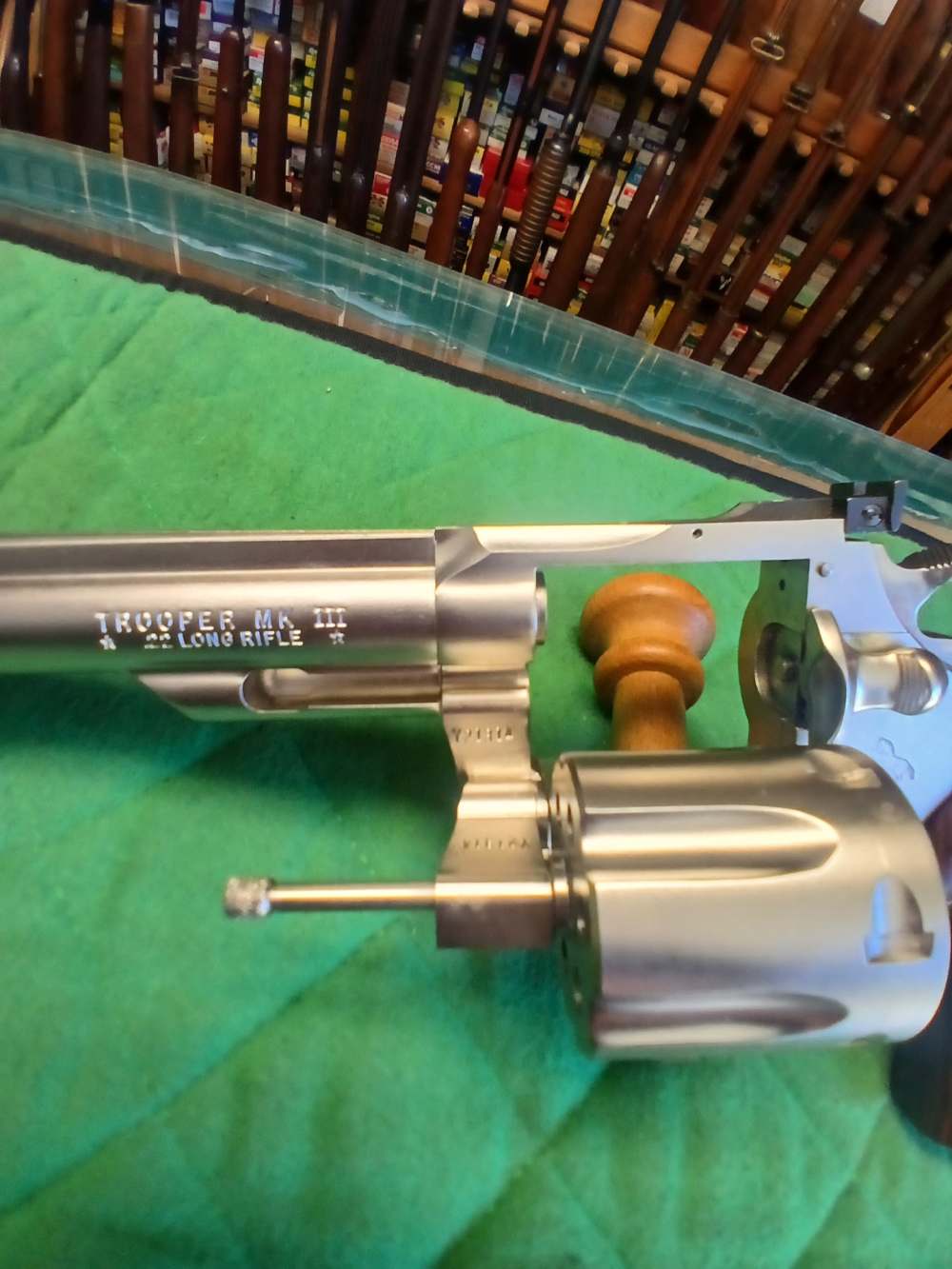 Colt Trooper Mark III 22LR-img-12