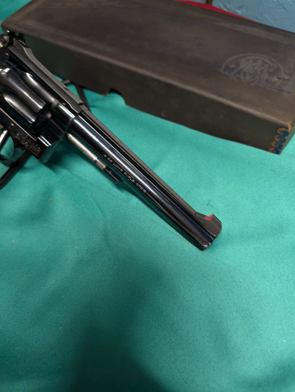 Smith & Wesson K 22 Masterpiece 17-2 6" Blued target Grips W original box -img-26