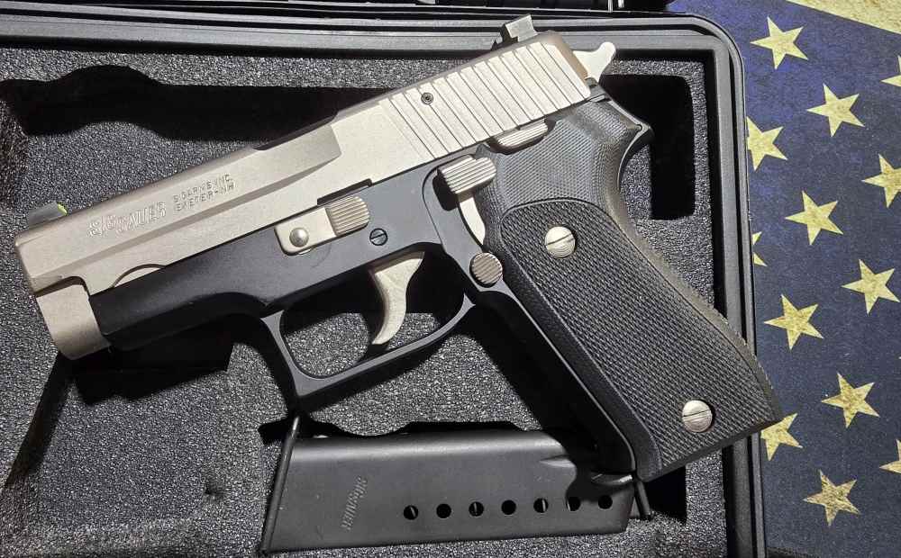 SIG SAUER P225 9mm RARE TWO-TONE MADE IN WEST GERMANY-img-4