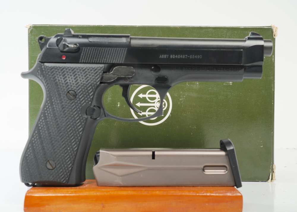 Beretta M9 Limited Edition 1 of 5000 Green box 9mm WOW RARE *USED*-img-0