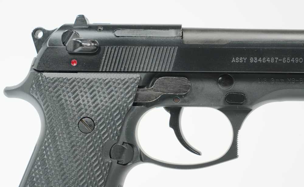 Beretta M9 Limited Edition 1 of 5000 Green box 9mm WOW RARE *USED*-img-3