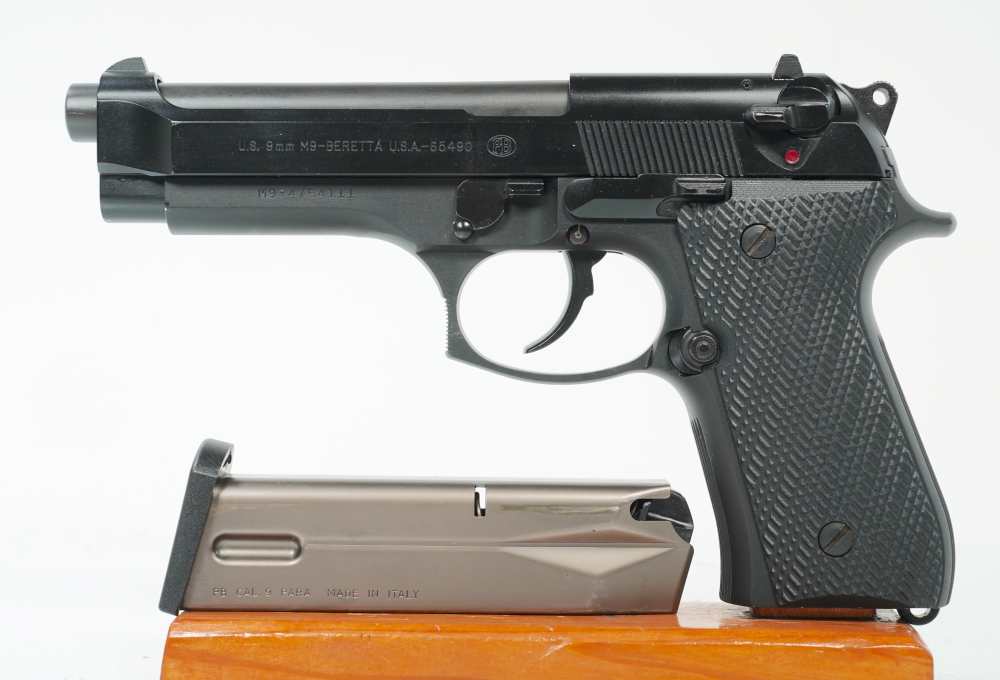 Beretta M9 Limited Edition 1 of 5000 Green box 9mm WOW RARE *USED*-img-7