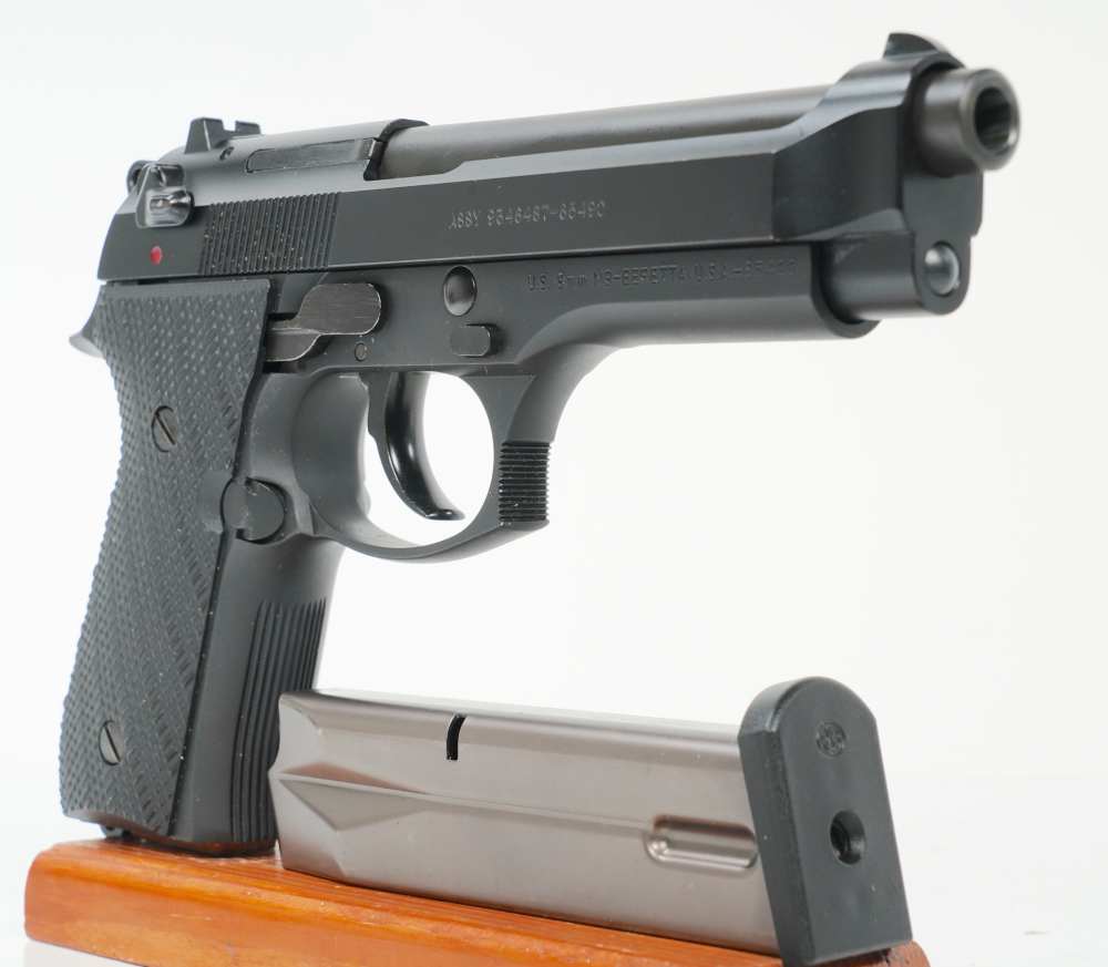 Beretta M9 Limited Edition 1 of 5000 Green box 9mm WOW RARE *USED*-img-5