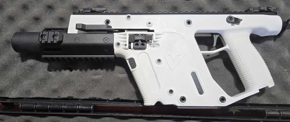 Kriss Vector SDP Gen II (White) .22LR 6.5" Like New White Rare -img-3