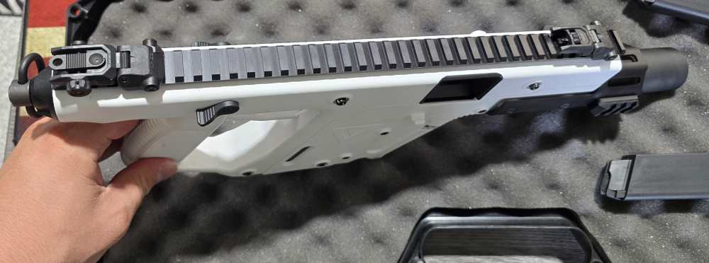 Kriss Vector SDP Gen II (White) .22LR 6.5" Like New White Rare -img-2