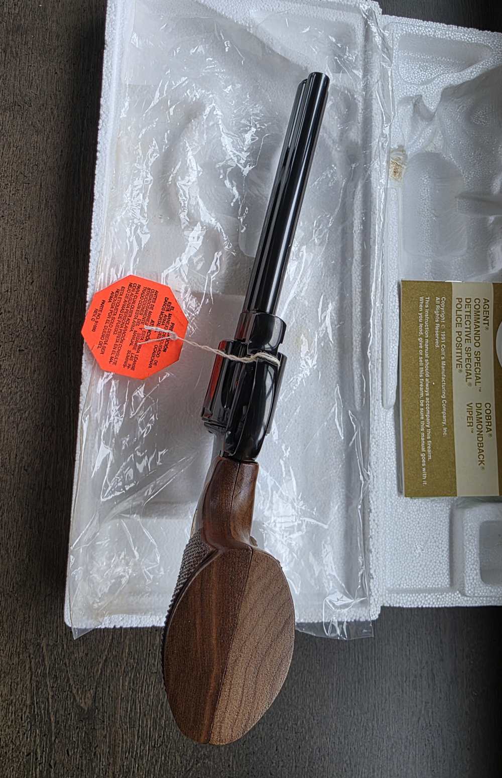 Colt Diamondback 22LR 100% Never Fired  box and all items intact Rare Wow -img-8