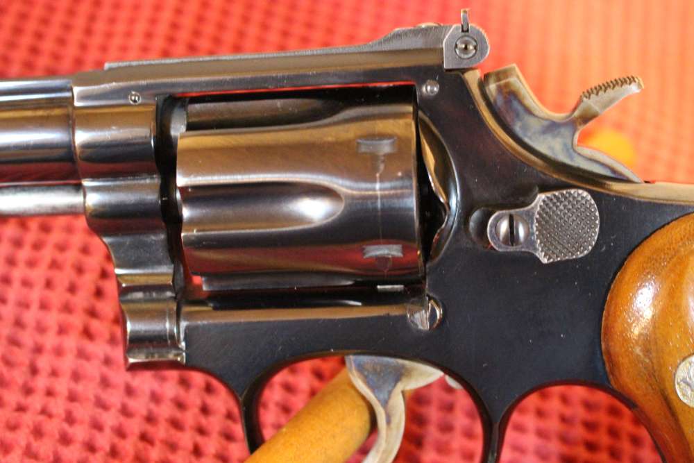 Smith & Wesson 17-2 K-22 Masterpiece 1965 + Manual VERY GOOD-img-2