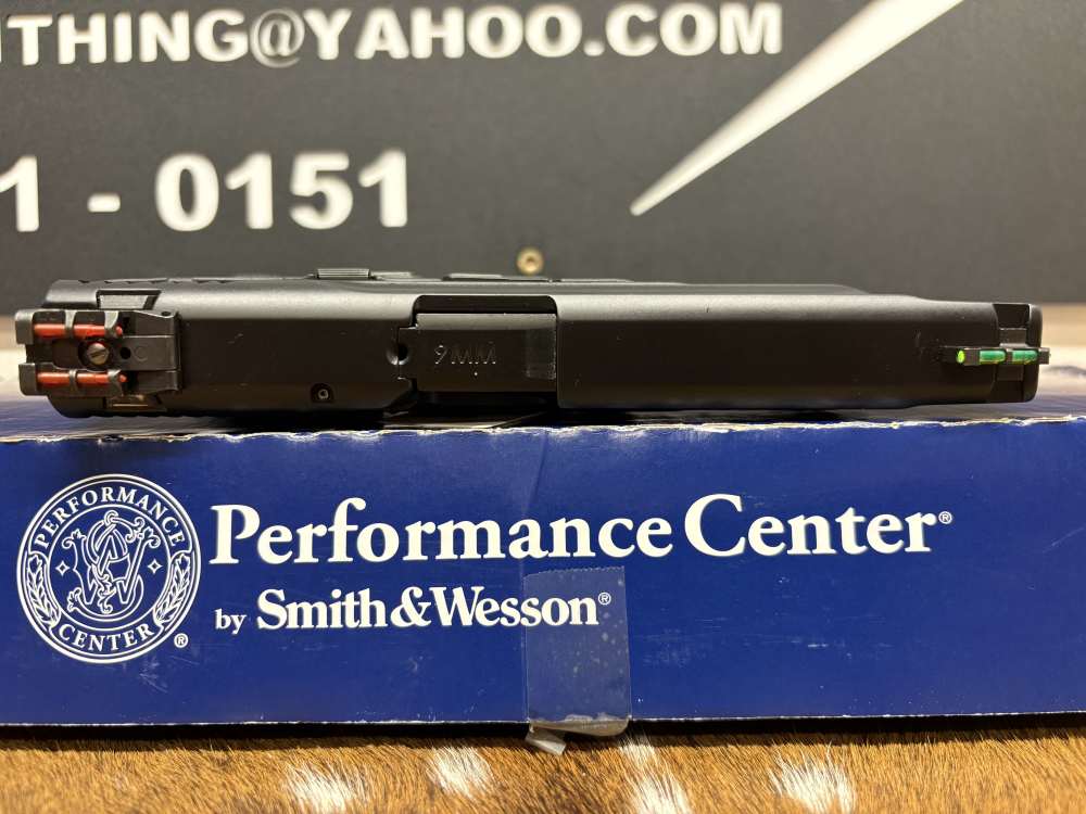 Smith & Wesson M&P9 Pro Series 2.0-img-3