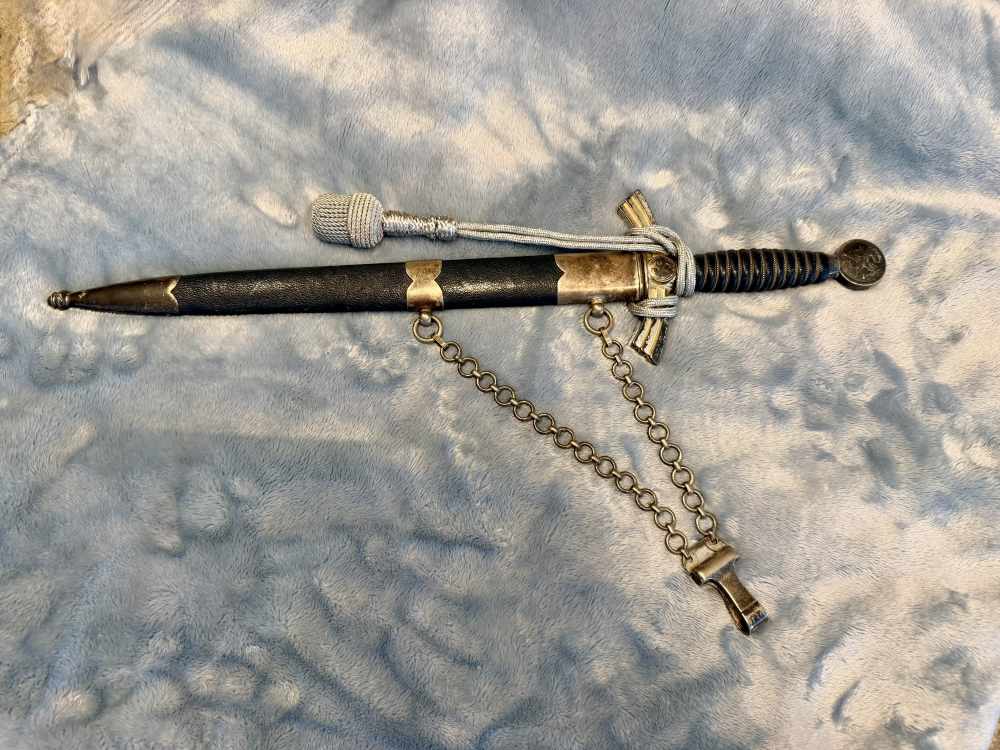 1st Model Luftwaffe Dagger by SMF-img-3