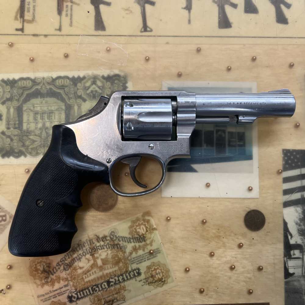 Smith & Wesson 64-5 38Spl Double Action Used Revolver -img-4