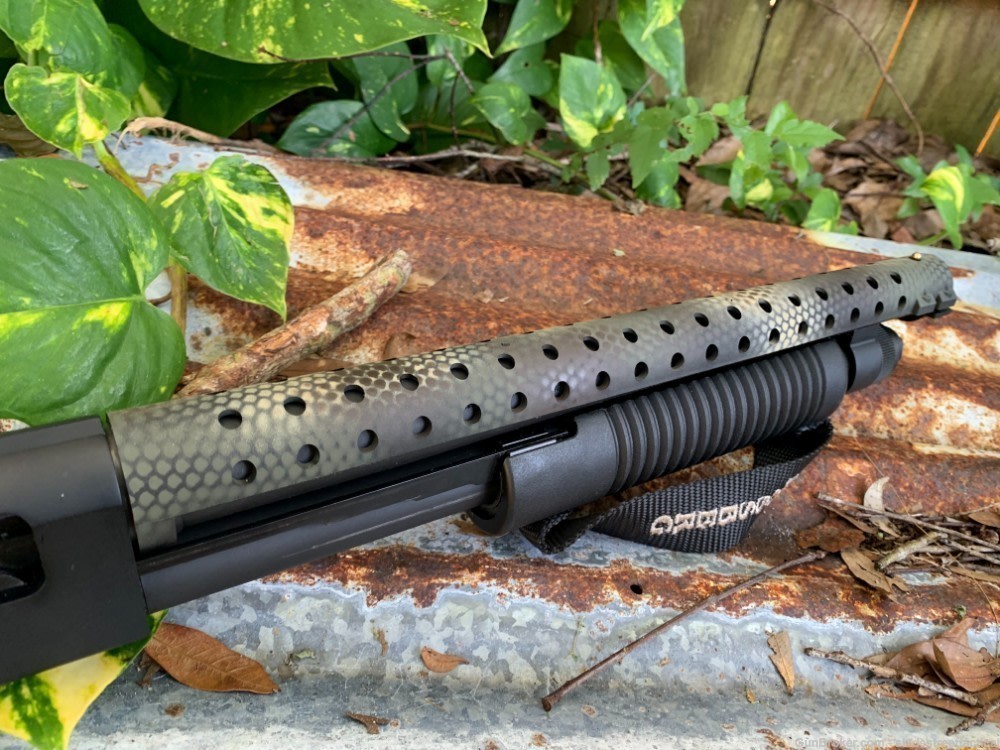 Custom 4-COLOR CAMO MOSSBERG SHOCKWAVE Heat Shield Shotgun ROUGH MODIFIED-img-1