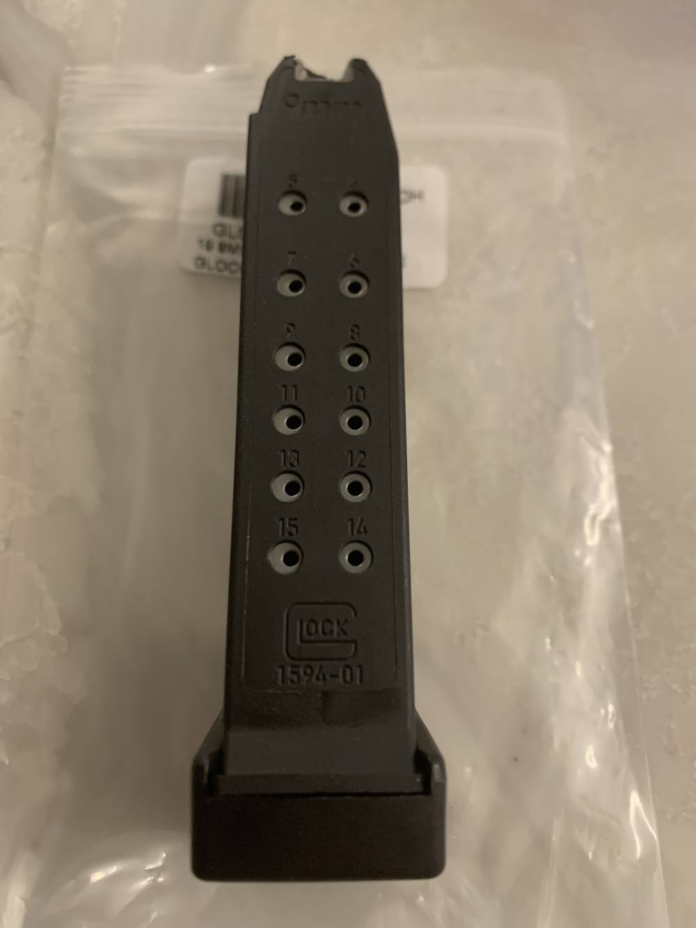 Glock-19 Factory 19 Round Magazine 9mm Mag RARE OEM 9 GEN 4-img-2