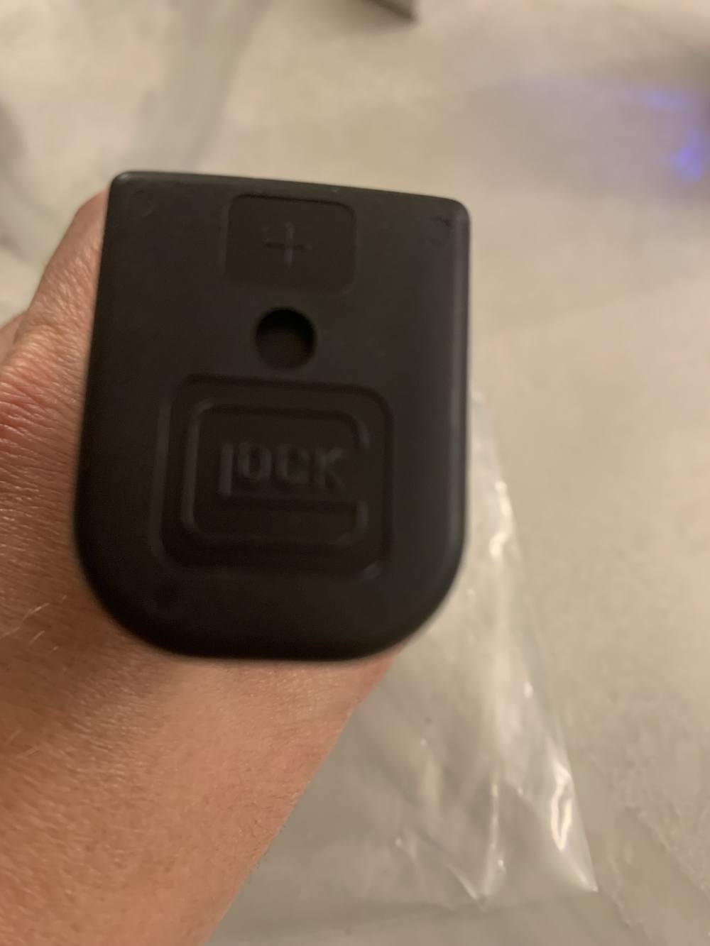Glock-19 Factory 19 Round Magazine 9mm Mag RARE OEM 9 GEN 4-img-4