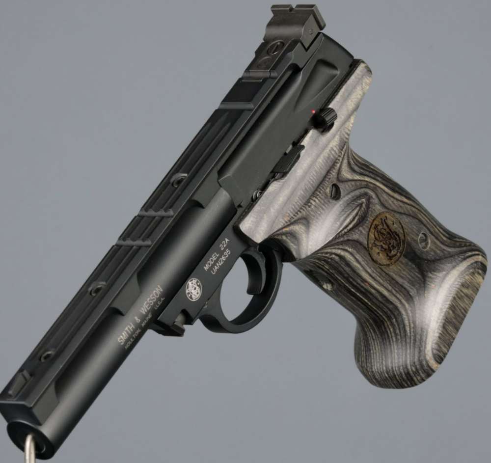 Smith & Wesson Model 22A Pistol matching factory case manual wood grips -img-0