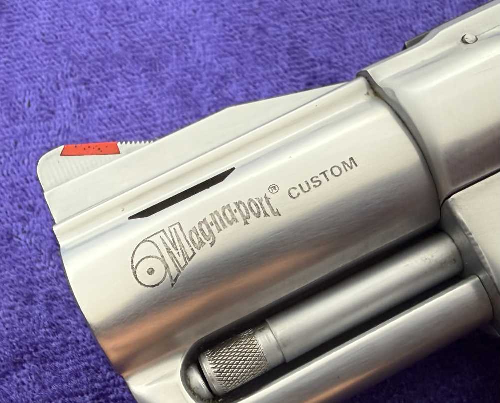 S&W 29-2 Mag-Na-Port Custom 2.5" Ported .44 Mag Combat Stocks Hard Chrome-img-7