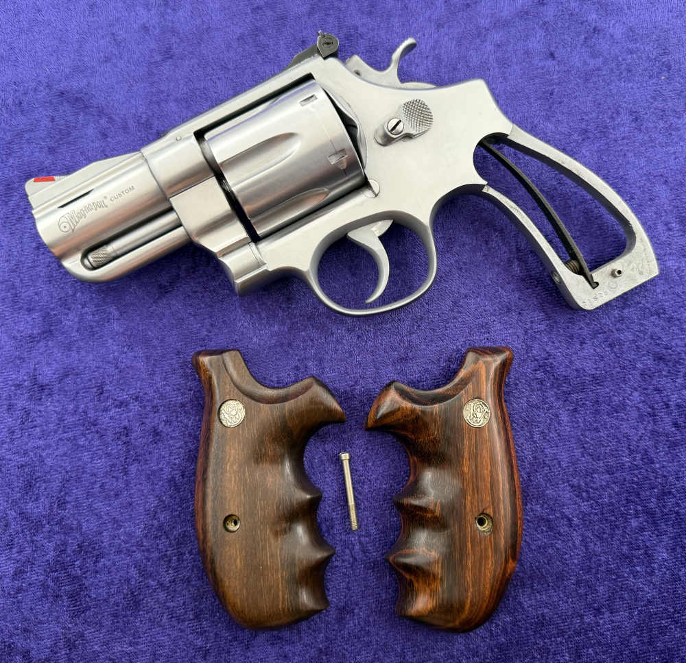 S&W 29-2 Mag-Na-Port Custom 2.5" Ported .44 Mag Combat Stocks Hard Chrome-img-24