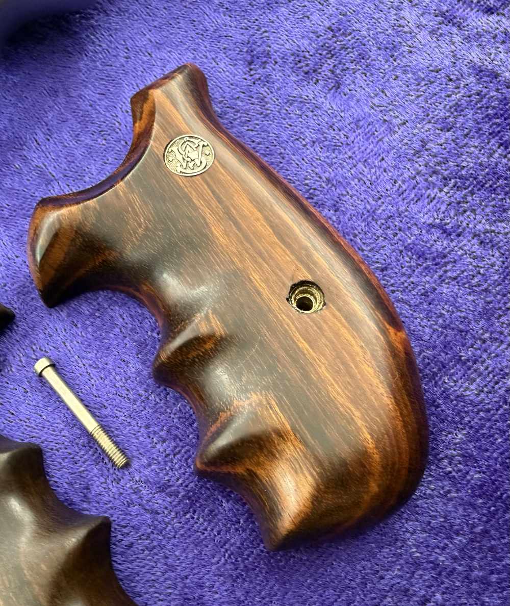 S&W 29-2 Mag-Na-Port Custom 2.5" Ported .44 Mag Combat Stocks Hard Chrome-img-28