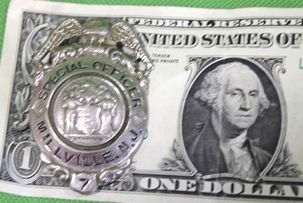 Vintage "Special Officer" Millville New Jersey LAW BADGE 40s-60s Era GJK!-img-5