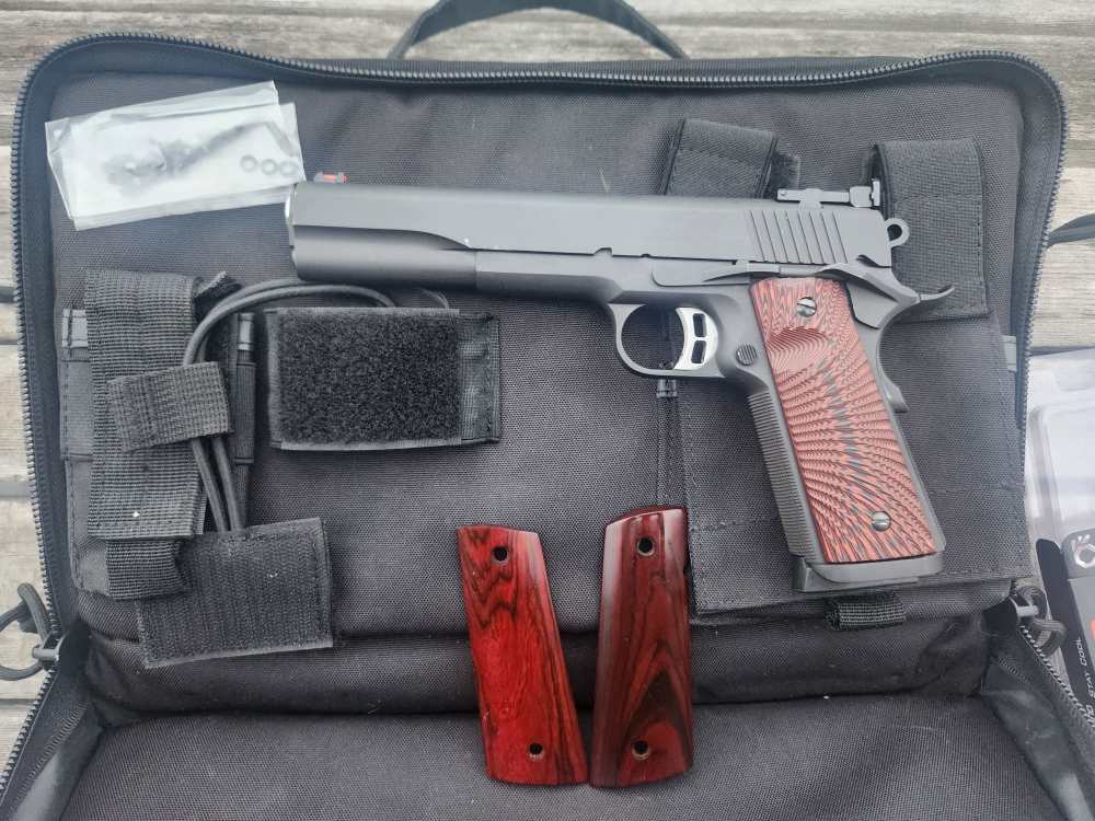 Fusion Firearms 1911 9MM LONG SLIDE! Two magazines two grips, carry bag-img-5