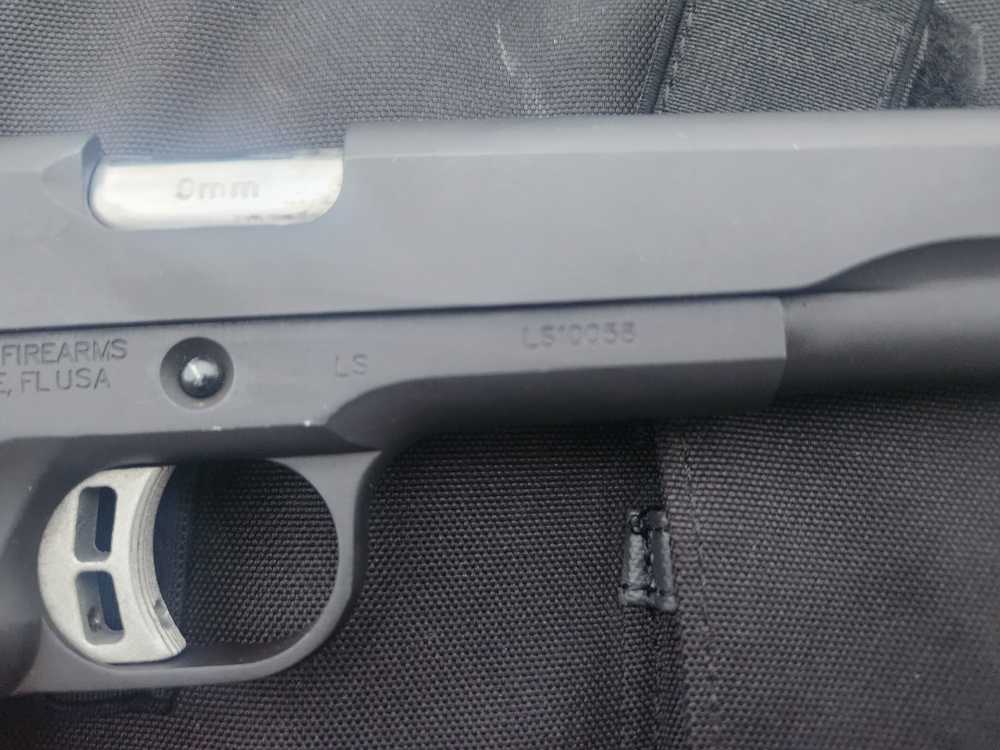 Fusion Firearms 1911 9MM LONG SLIDE! Two magazines two grips, carry bag-img-4