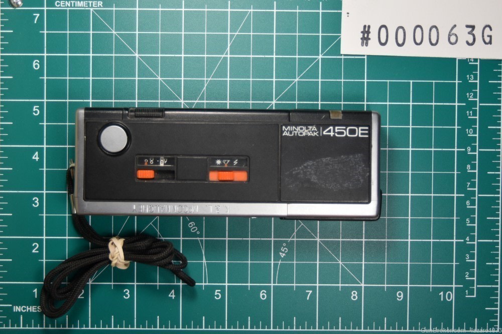 Minolta AutoPak 450E film 110 Used camera, item #000063G#-img-0