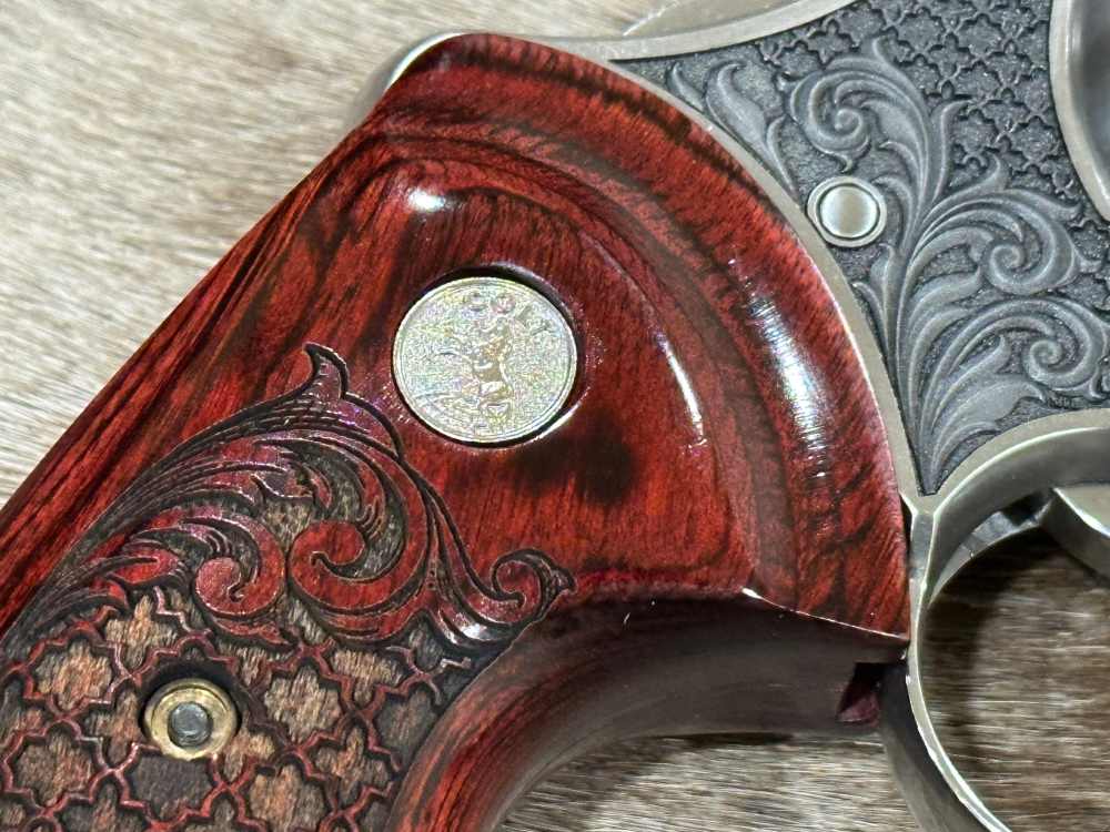 ROYAL CHATEAU COLT PYTHON 357 MAG 6" BY ALTEMONT GRADE AAA ENGRAVED-img-5