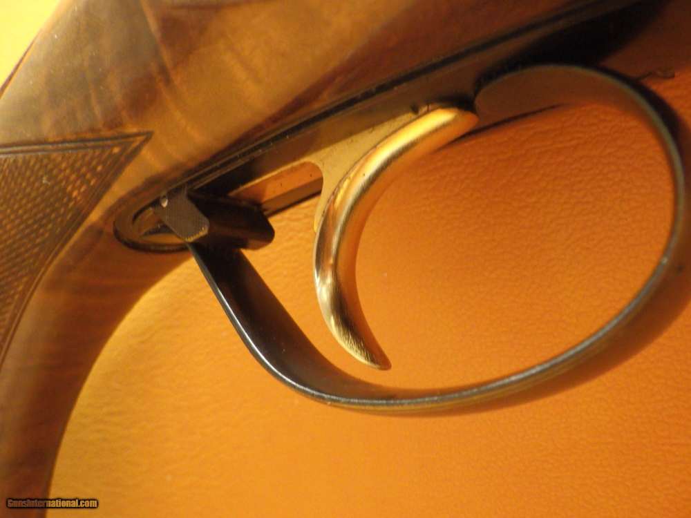 Perazzi MX-14 Trap Combo 12Ga 31.5" O/U Bbl 33.5" Unsingle Bbl Factory Case-img-17