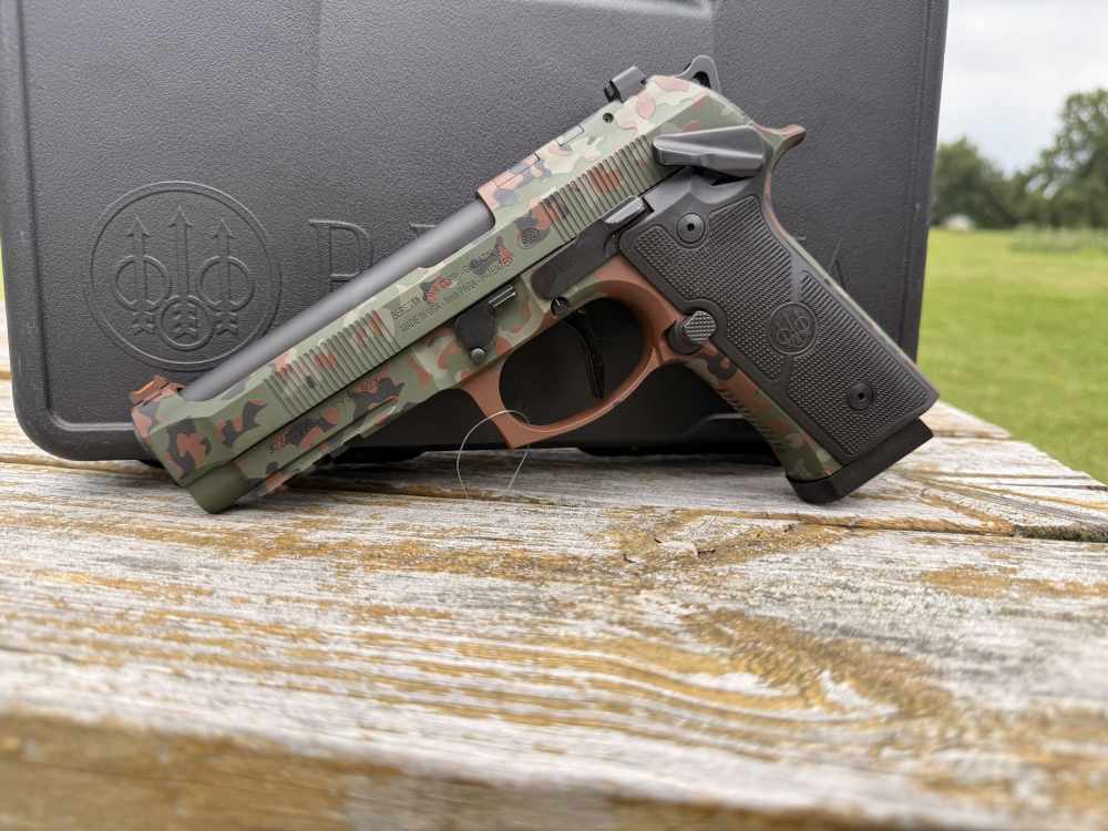 BERETTA 92XI SAO CAMO 9MM SEMI-AUTO HADNGUN -img-0