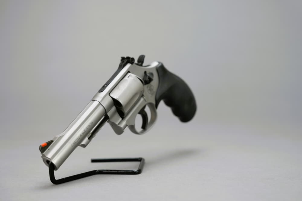 Smith and Wesson 69 44 Magnum 4.5" *NEW IN BOX* -img-3