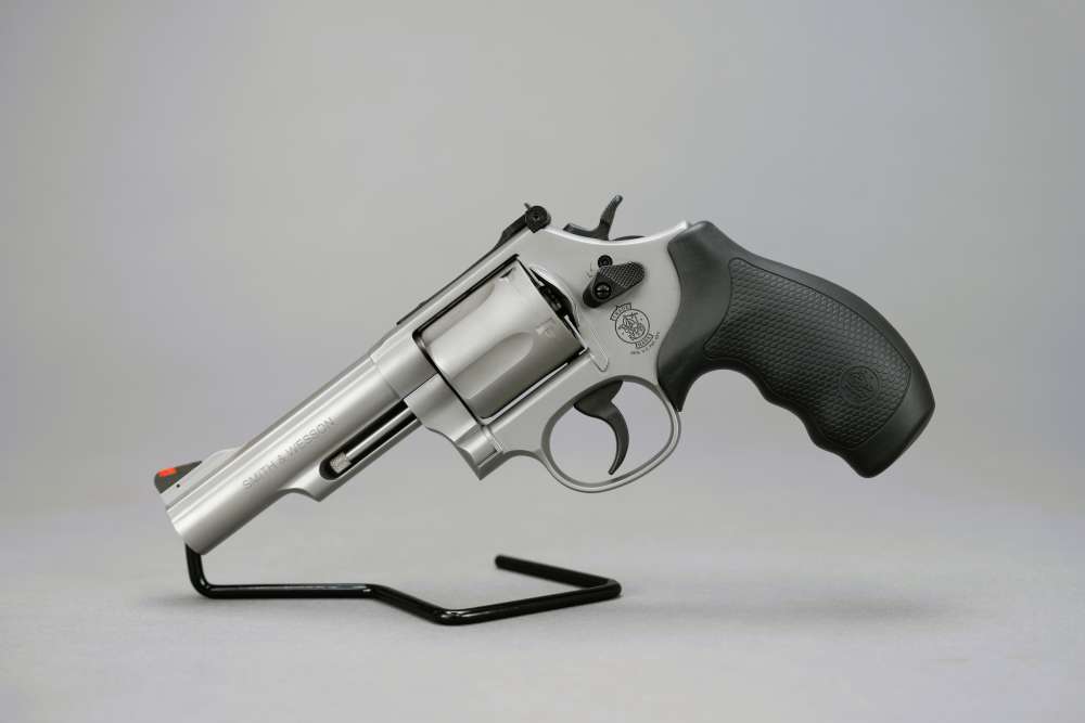 Smith and Wesson 69 44 Magnum 4.5" *NEW IN BOX* -img-1