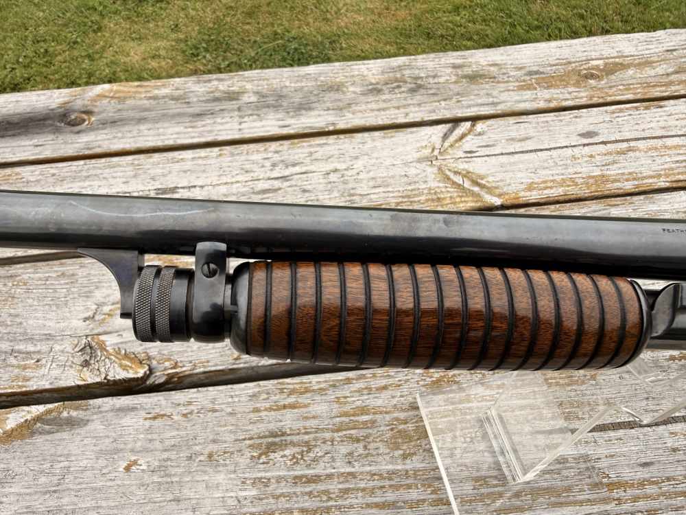 MFG 1955 ITHICA MODEL 37 FEATHERWEIGHT 12GA  PUMP ACTION SHOTGUN 28"-img-19