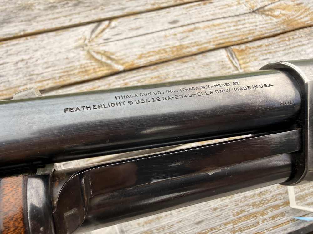 MFG 1955 ITHICA MODEL 37 FEATHERWEIGHT 12GA  PUMP ACTION SHOTGUN 28"-img-18