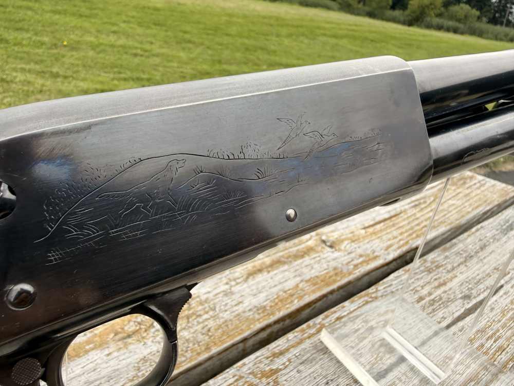 MFG 1955 ITHICA MODEL 37 FEATHERWEIGHT 12GA  PUMP ACTION SHOTGUN 28"-img-6