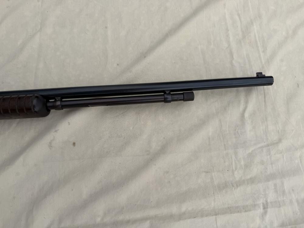 Rossi Model 62 Pump Action Rifle 2 Tone 22 Caliber-img-3