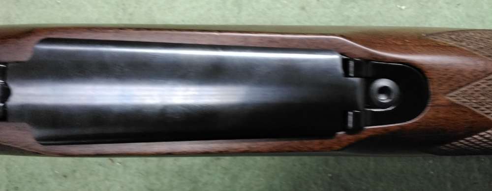 Winchester Model 70 Classic .300 WSM 24" Bolt Action 98% Excellent-img-16