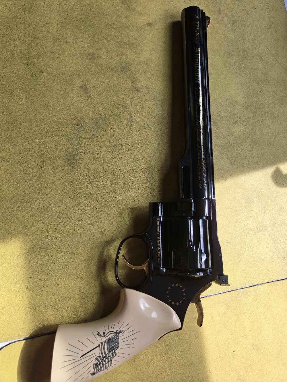 Dan Wesson Commemorative 44mag revolver centennial limited edition 10in  -img-0