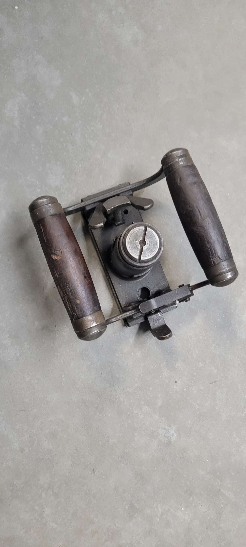 M2HB BACKPLATE WOOD GRIPS. -img-2