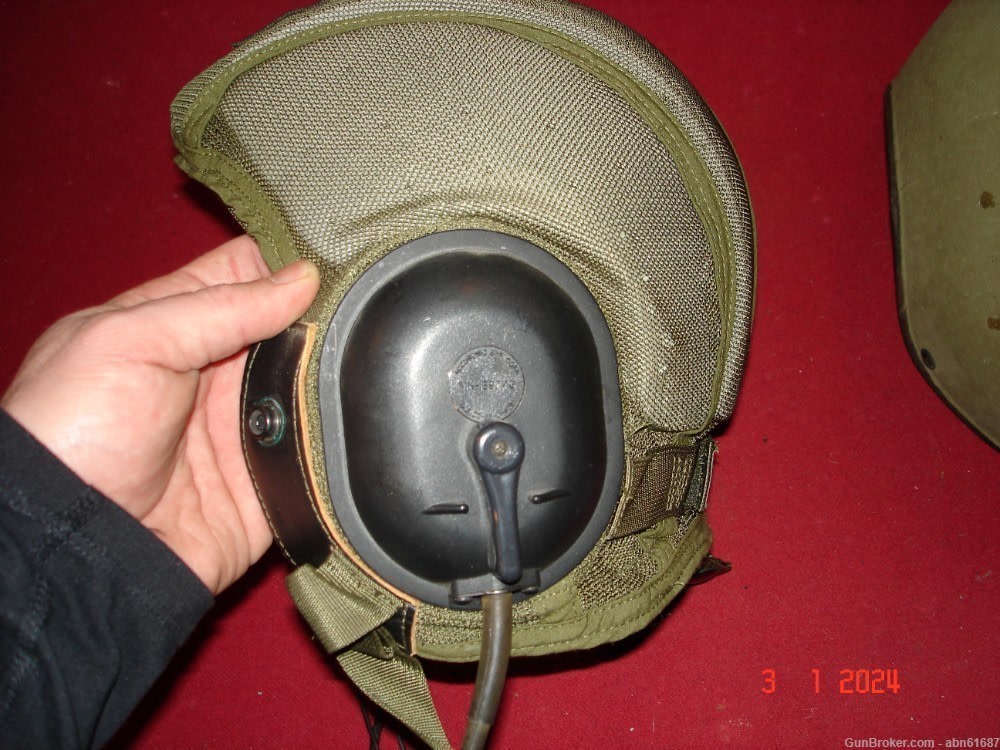 1988 dated US Army Combat Vehicle Crewman Tanker DH-132A ballistic helmet-img-1