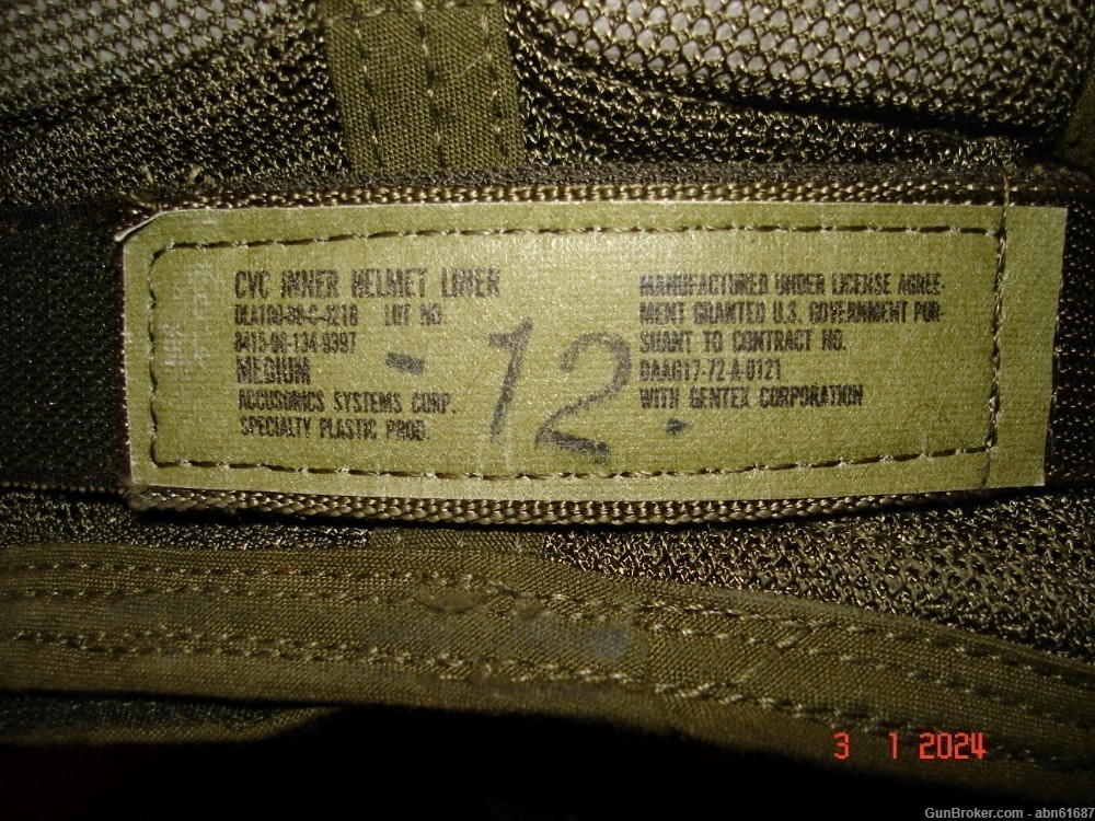 1988 dated US Army Combat Vehicle Crewman Tanker DH-132A ballistic helmet-img-3