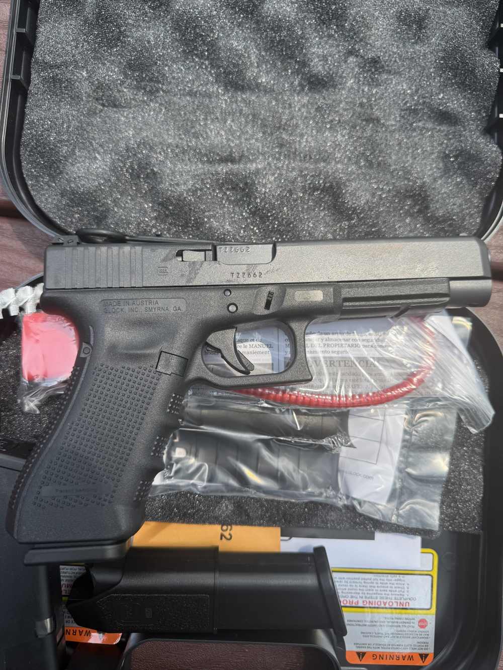 Glock 35 Gen 4 w/ 3 mags, never fired ( my closet queen)-img-1