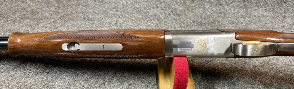 Browning Citori 725 Feather Superlight 12 Gauge White receiver minty-img-14