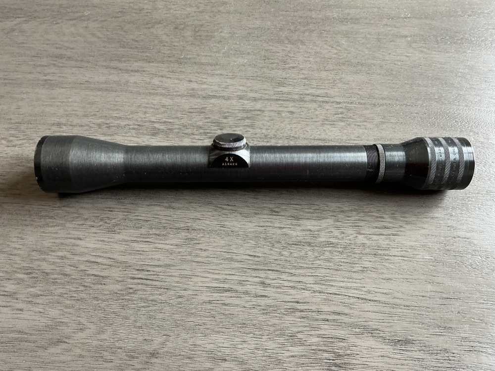 Redfield Bear Cub Aluminum Tube 4X Scope w/ fine cross hair reticle-img-1