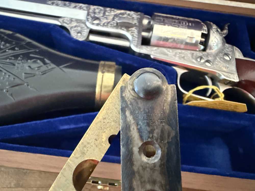 Colt 1851 Navy - 2nd Generation - Master Engraved by Andrew Bourbon -img-20