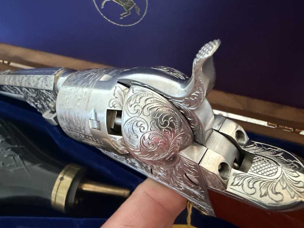 Colt 1851 Navy - 2nd Generation - Master Engraved by Andrew Bourbon -img-6