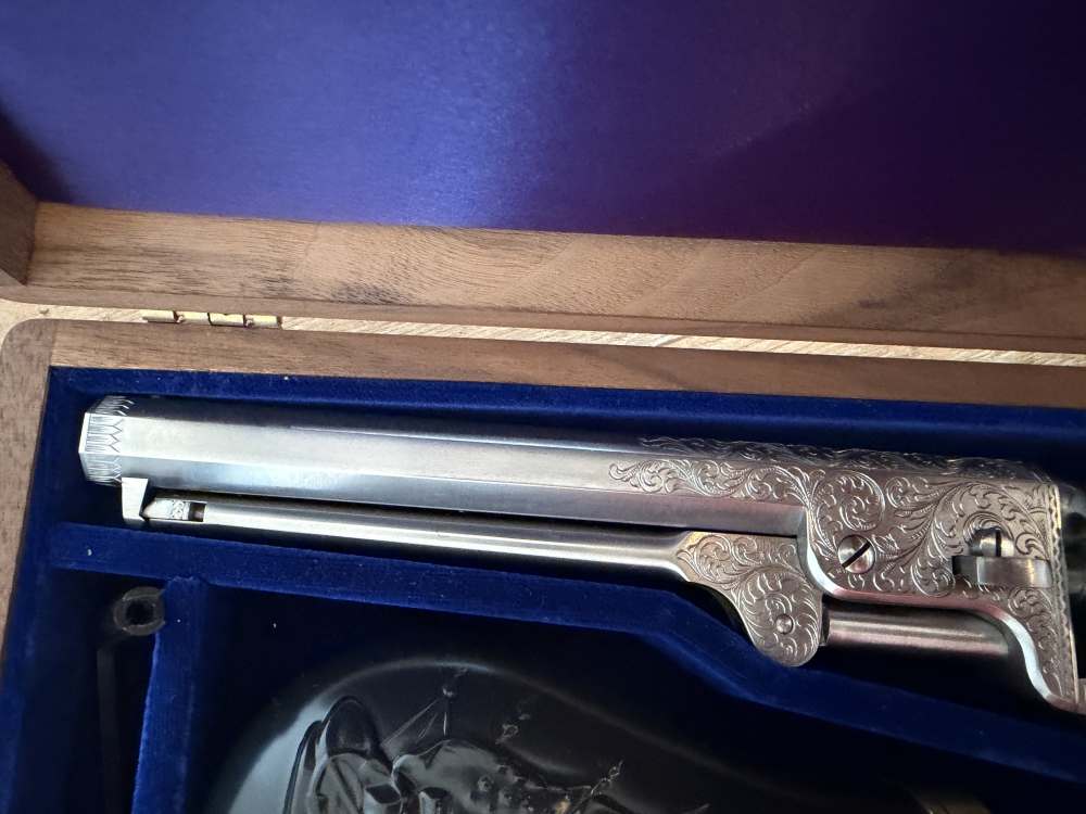 Colt 1851 Navy - 2nd Generation - Master Engraved by Andrew Bourbon -img-4