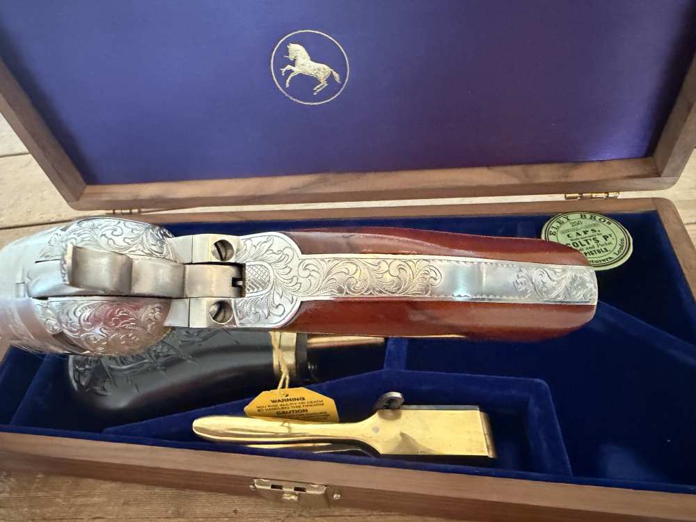 Colt 1851 Navy - 2nd Generation - Master Engraved by Andrew Bourbon -img-18