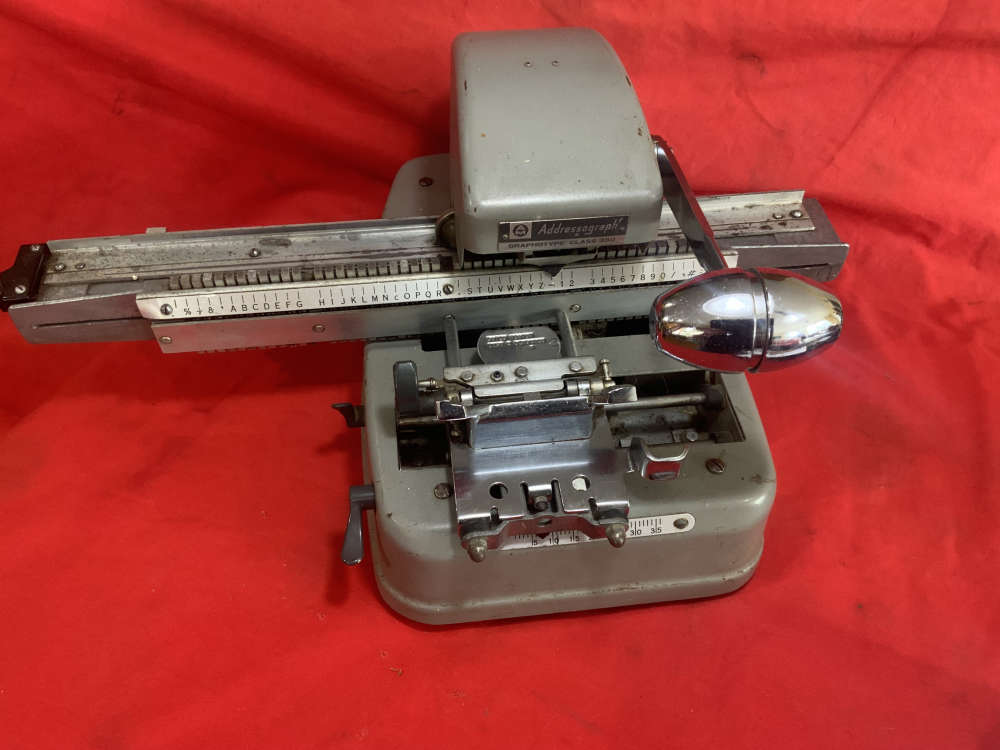 Original USGI Graphotype 350 Dog Tag Machine-img-1