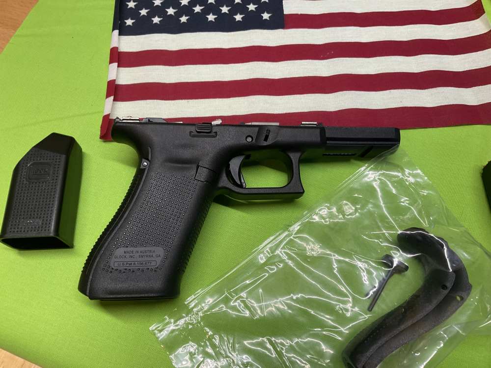 Hard to find - Glock 17 Gen V Complete Lower Receiver Frame - Brand New-img-10